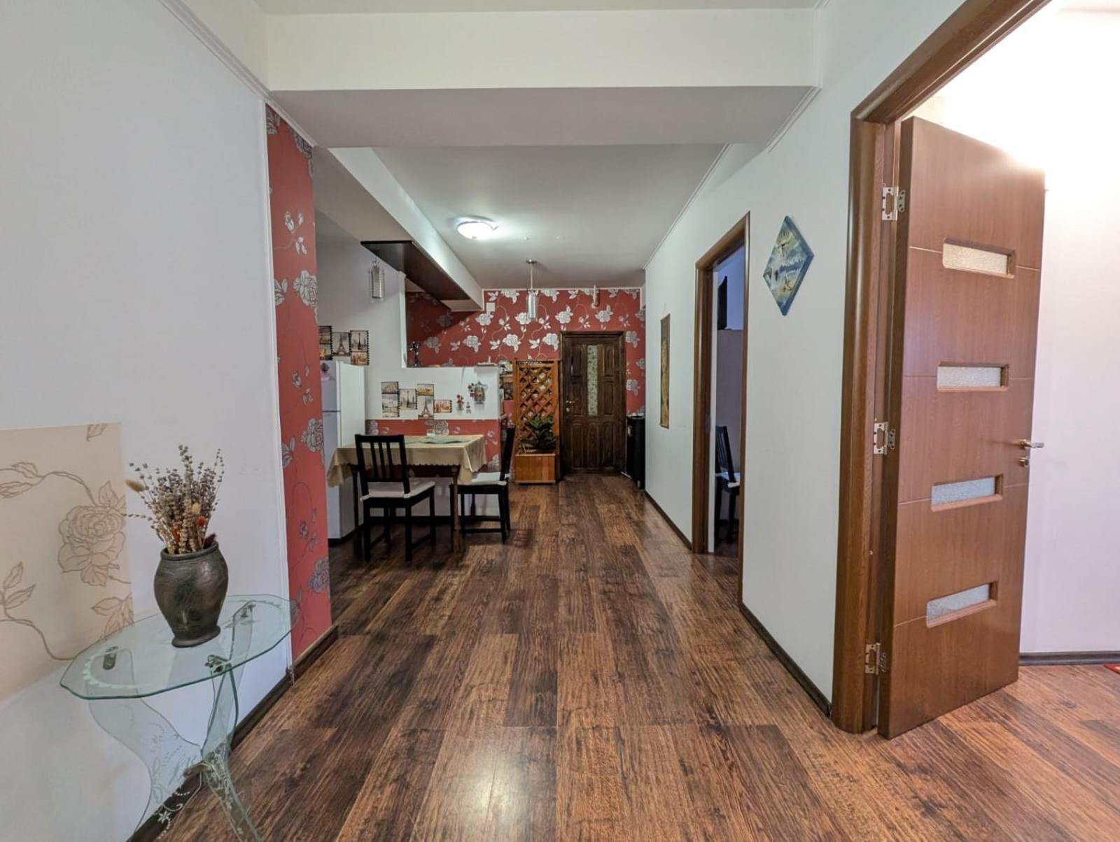 Hotel Casa Helen House, Iasi Valea Adanca Esterno foto