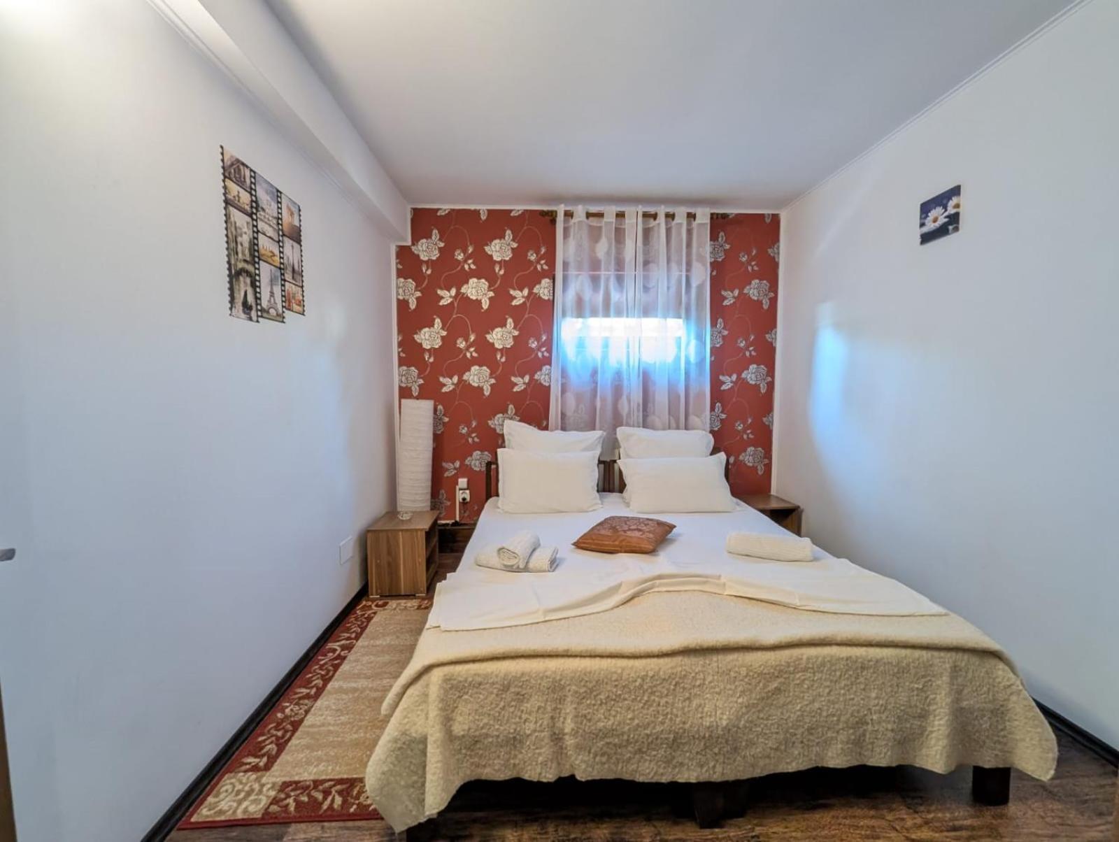 Hotel Casa Helen House, Iasi Valea Adanca Esterno foto